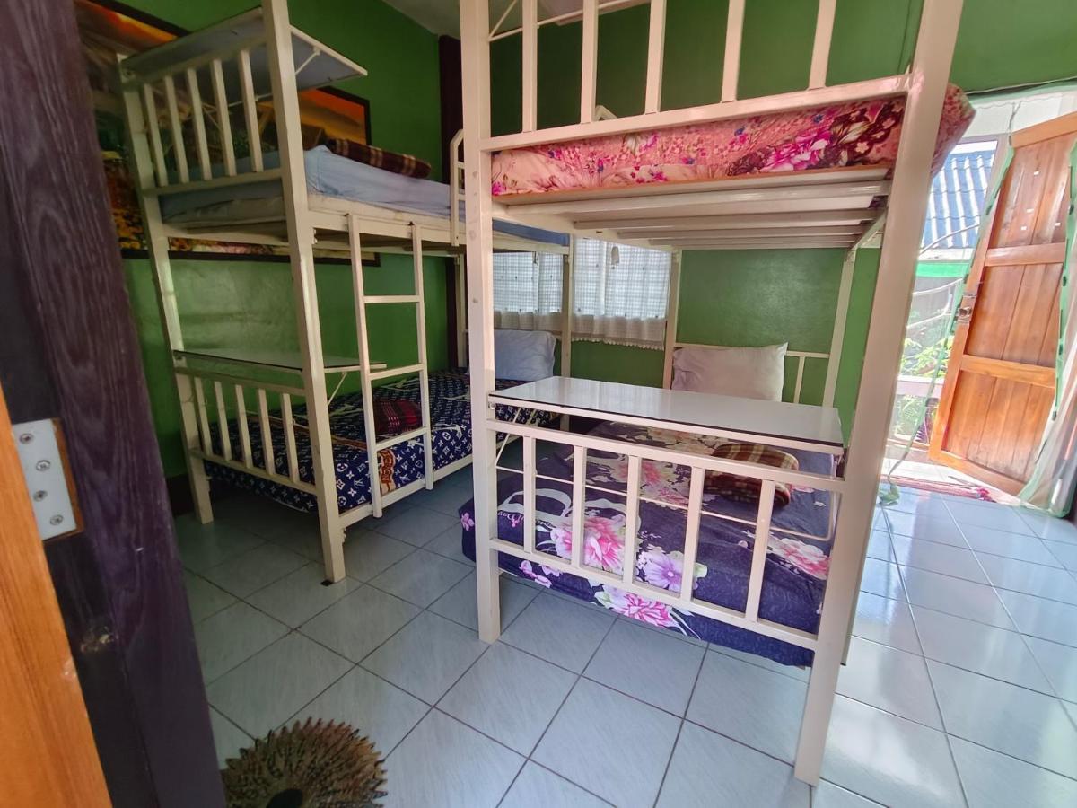 Hostel Sunny Tayai